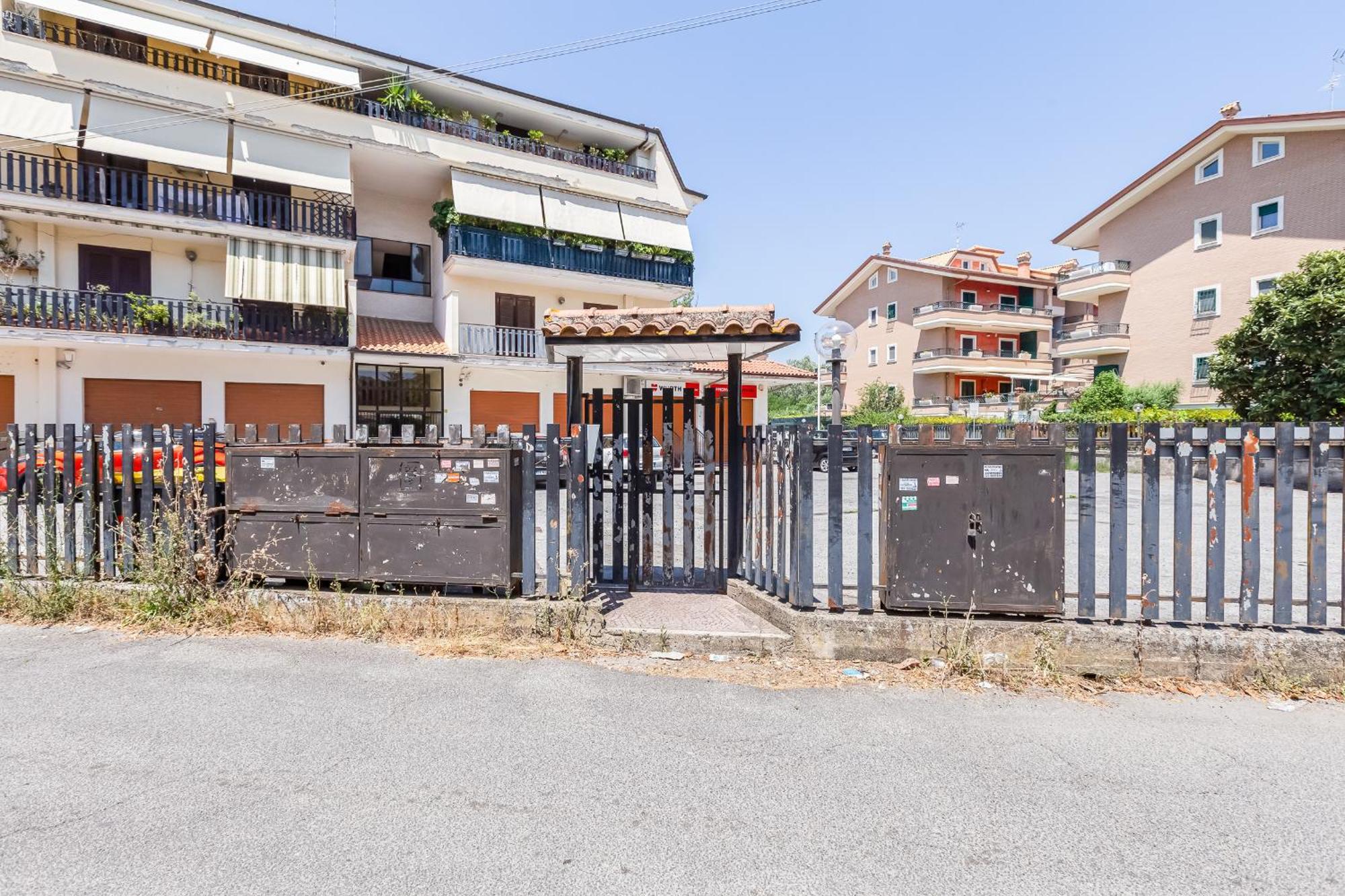 מונטרוטונדו Homesweethome Near Rome מראה חיצוני תמונה